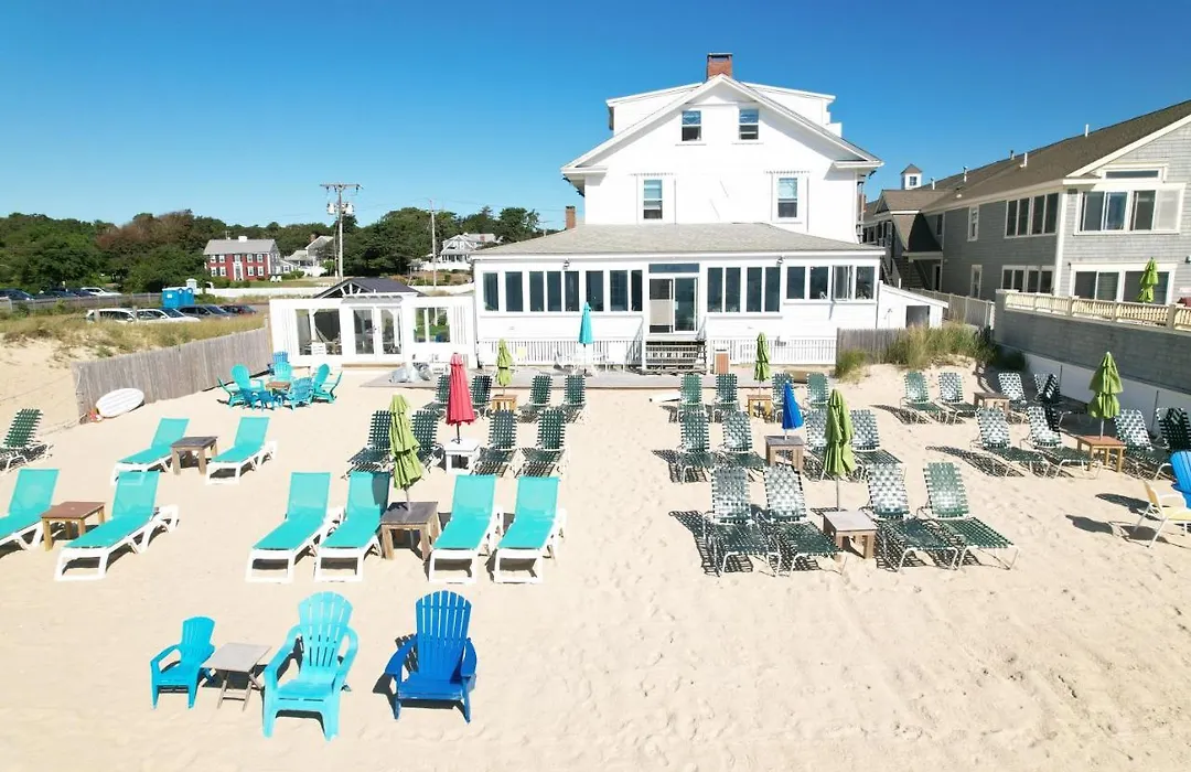 By The Sea Guests Bed & Breakfast And Suites-1
